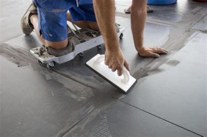 Can I grout straight after tiling?