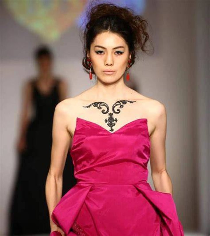 Can models have curves?