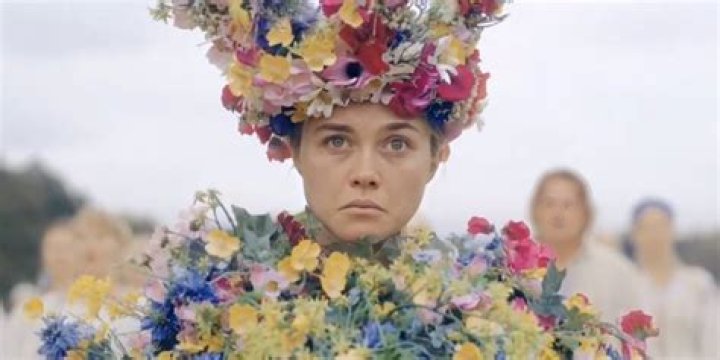 Did people wear marks face in Midsommar?
