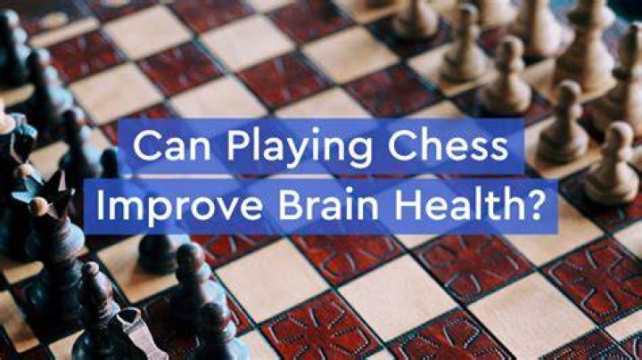 Does chess improve reasoning?