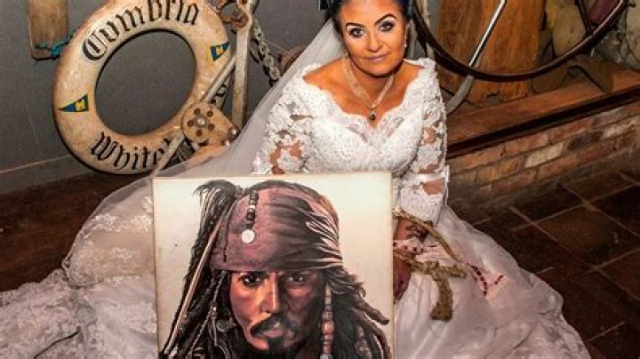 How did pirates get married?