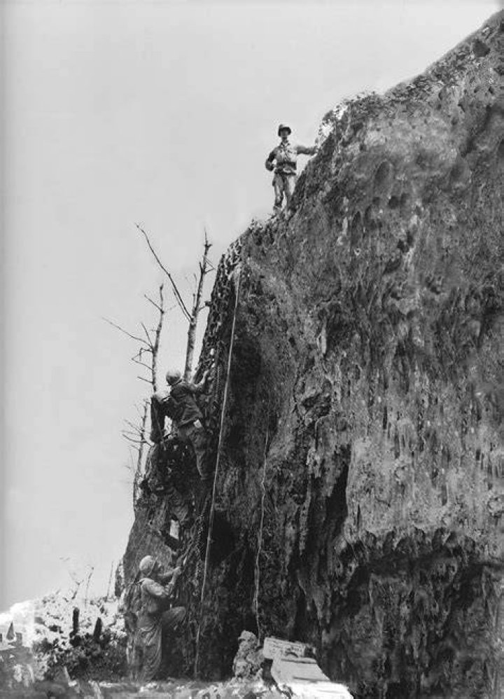 How many died at Hacksaw Ridge Okinawa?