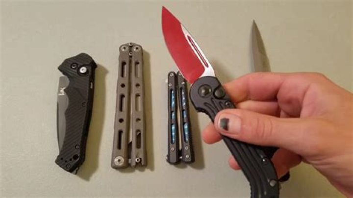 Is it illegal to carry a penknife?