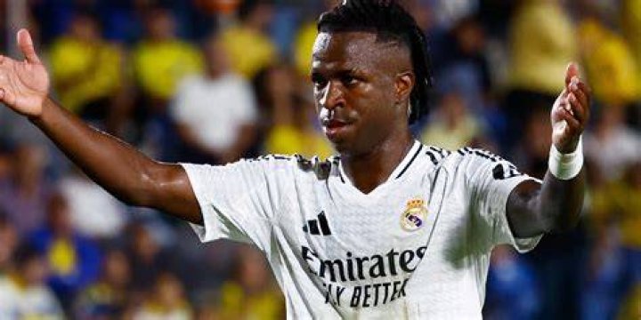 Is Vinicius Junior fast?