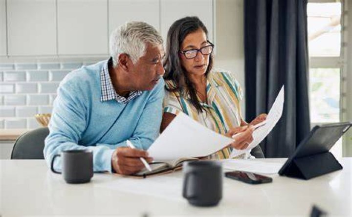 What does the average couple make in Social Security?