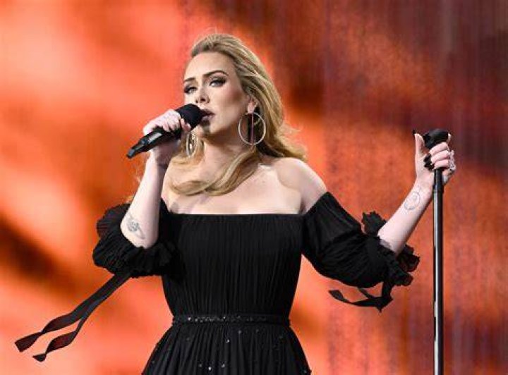 What is Adele's octave range?