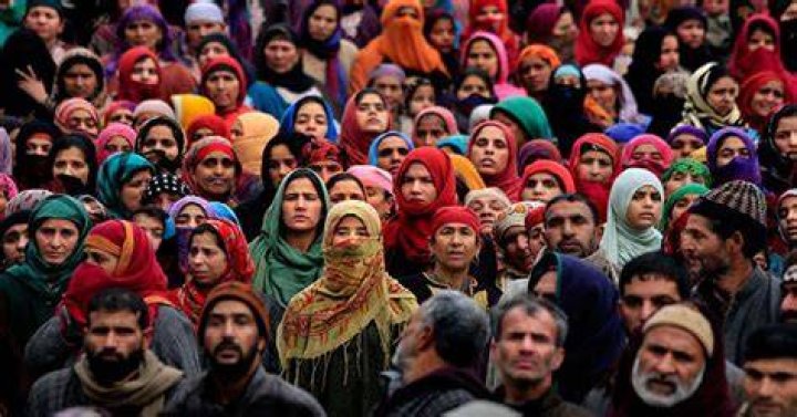 What is Kashmiri caste?