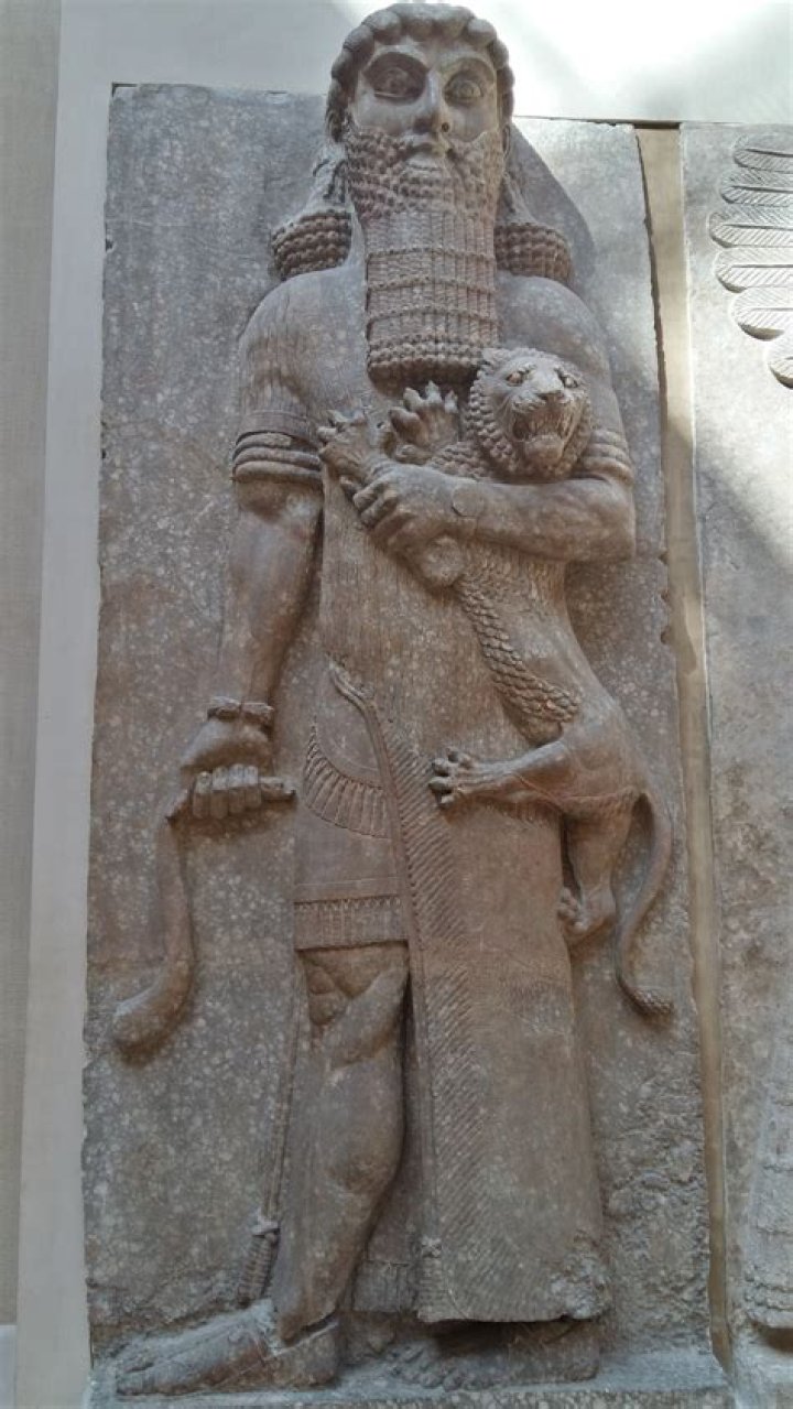 What makes Gilgamesh a hero What qualities does he possess and what deeds does he accomplish?