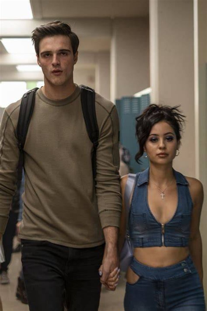 Who did Nate choke in Euphoria?