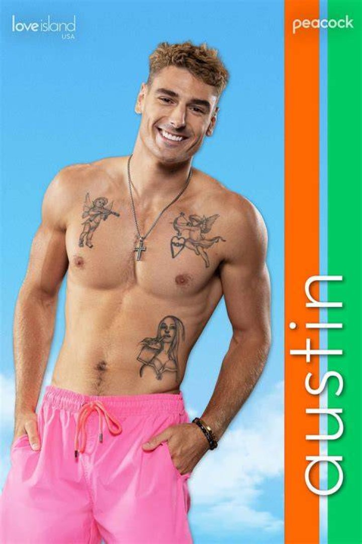 Why do the love islanders not know the time?